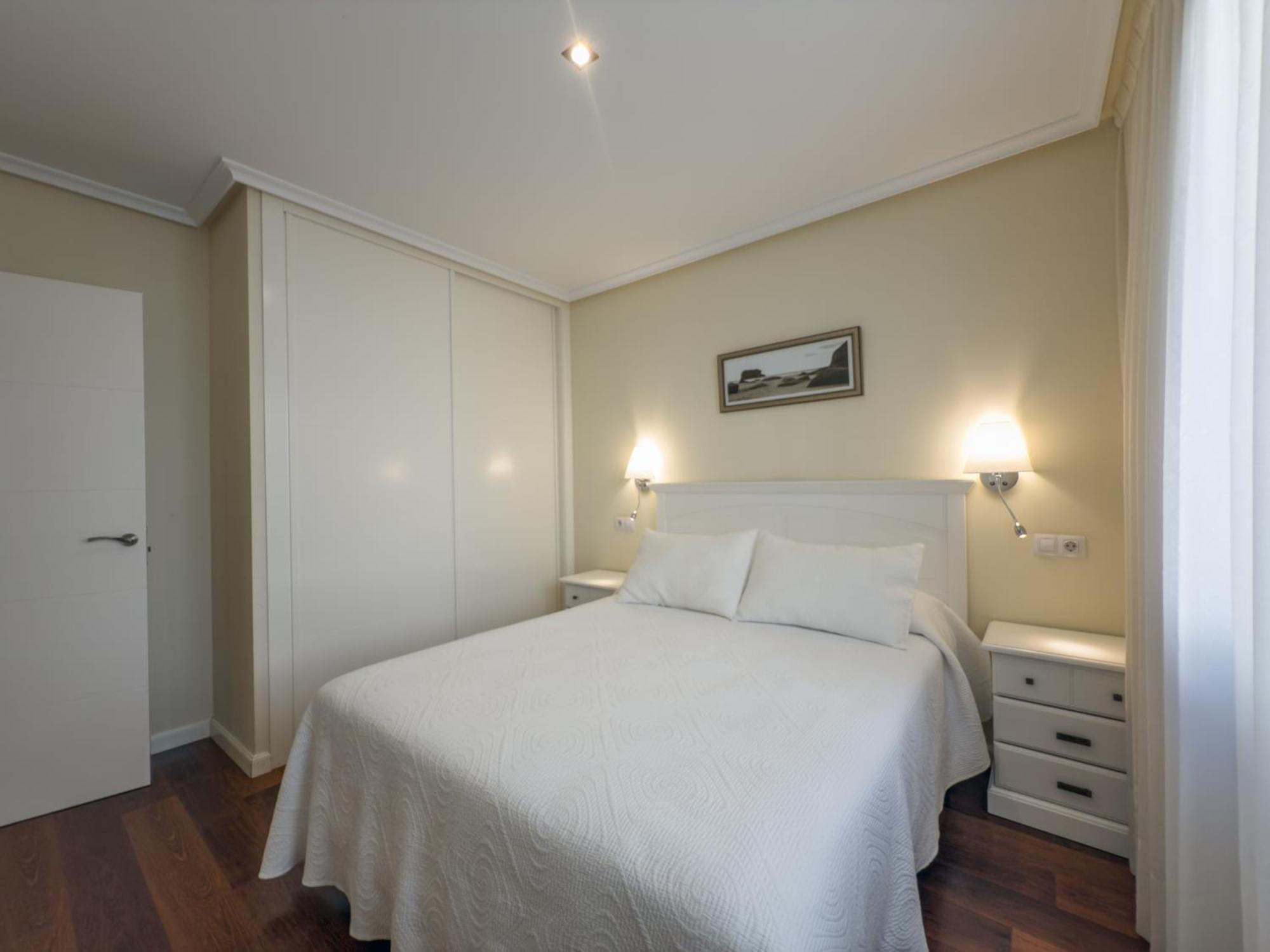Apartamentos Verdemar Llanes Exterior photo